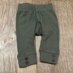 Super soft baby pants 0-3